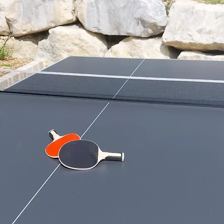 Les Peyrieres Avec Piscine *